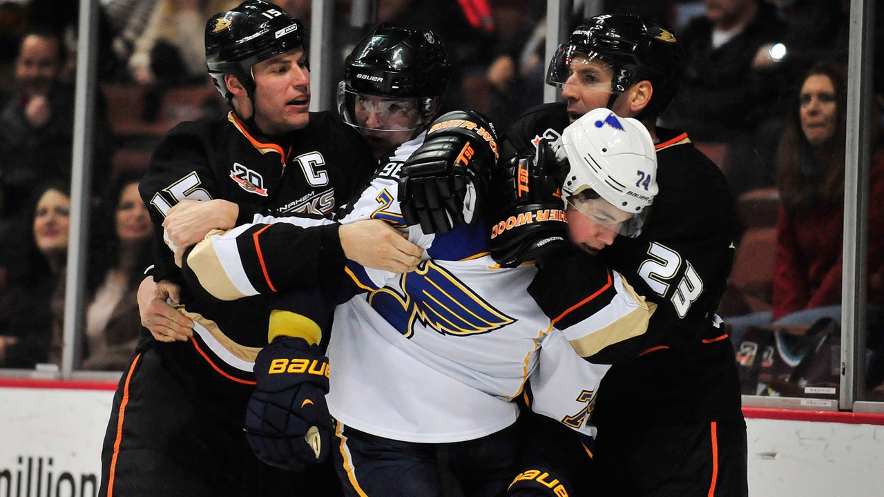 Ducks return from Olympic break with statement win over Blues